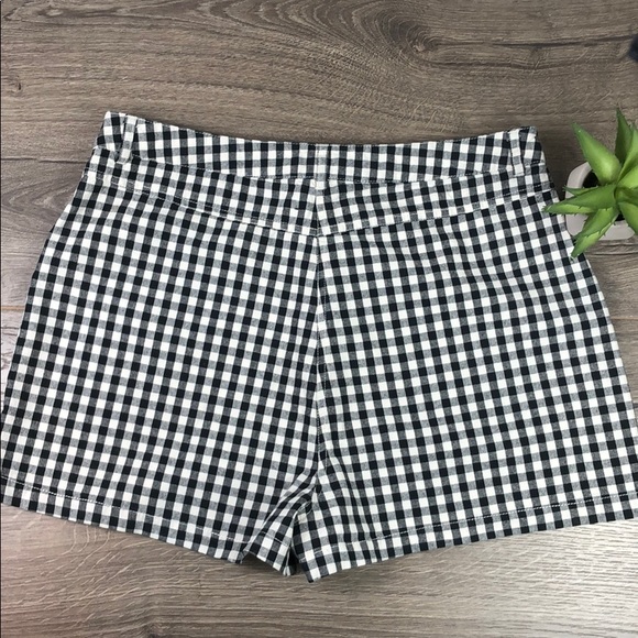 🛍 2/20 ASOS High Rise Shorts Checked - Picture 2 of 6